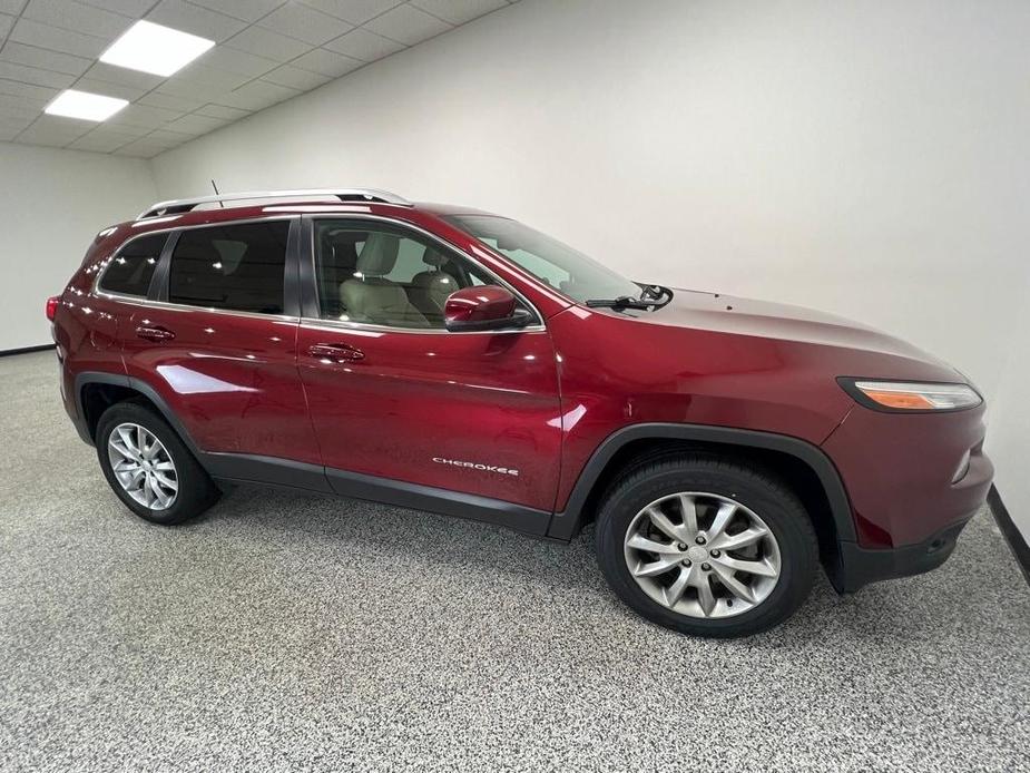 used 2018 Jeep Cherokee car, priced at $18,400