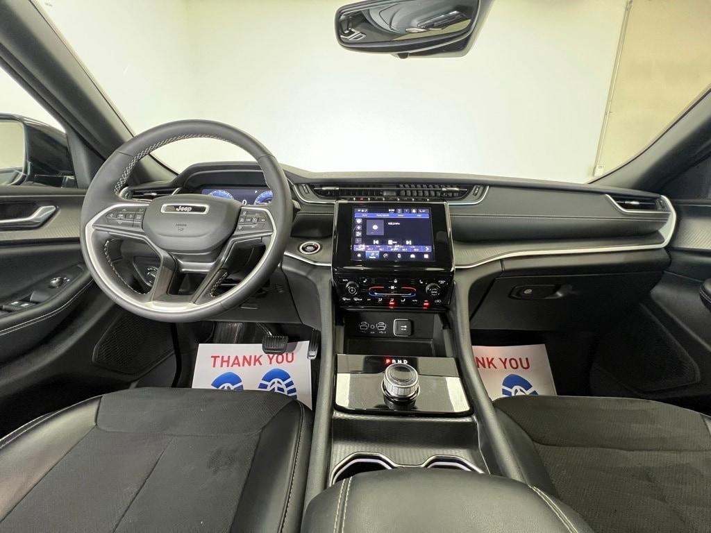used 2024 Jeep Grand Cherokee car, priced at $35,900