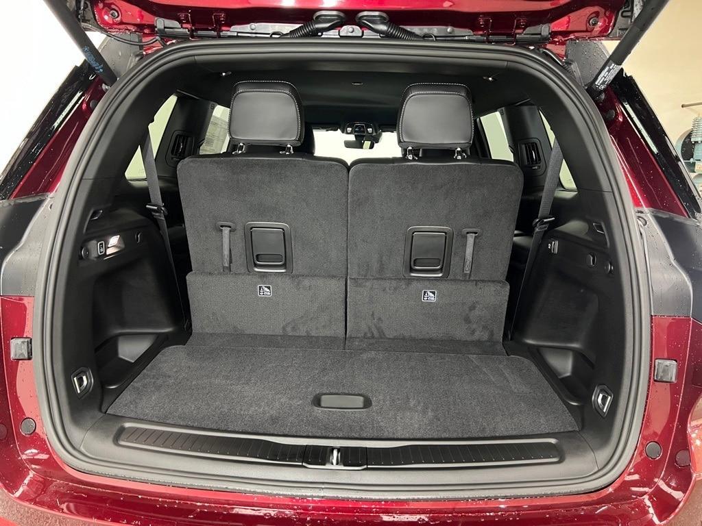 new 2025 Jeep Grand Cherokee L car, priced at $46,094