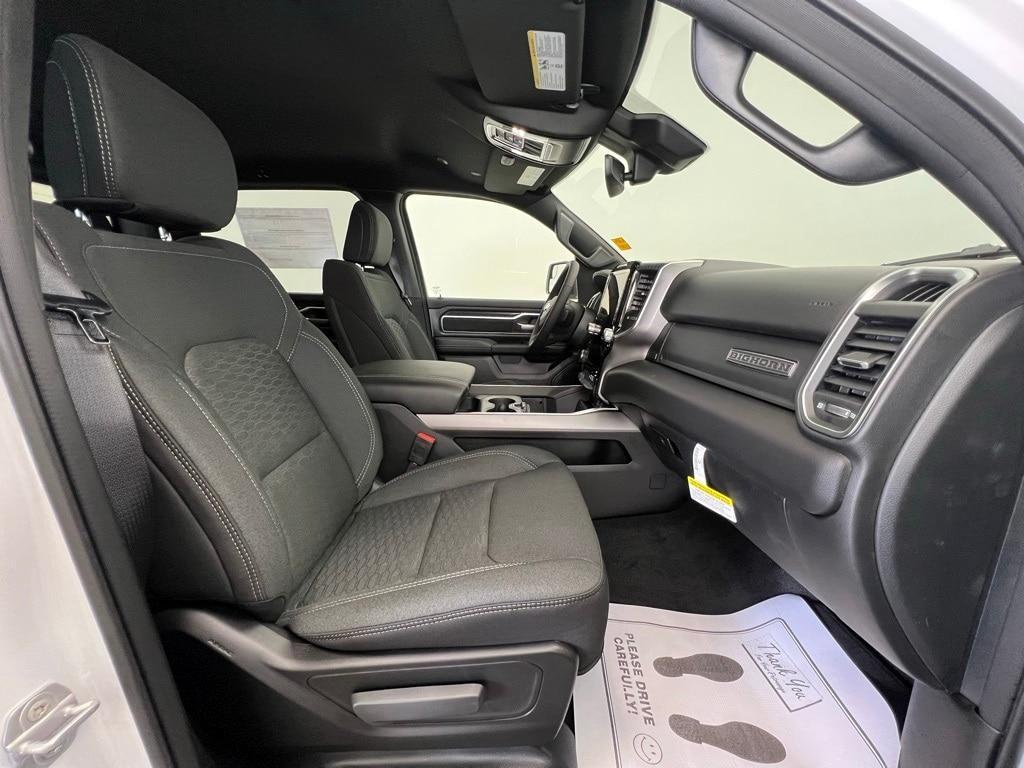 new 2025 Ram 1500 car