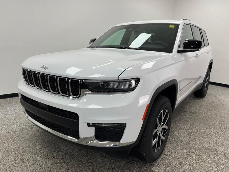 new 2025 Jeep Grand Cherokee L car, priced at $46,759