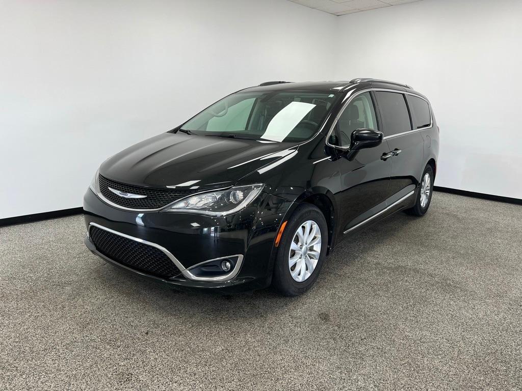 used 2018 Chrysler Pacifica car, priced at $14,900