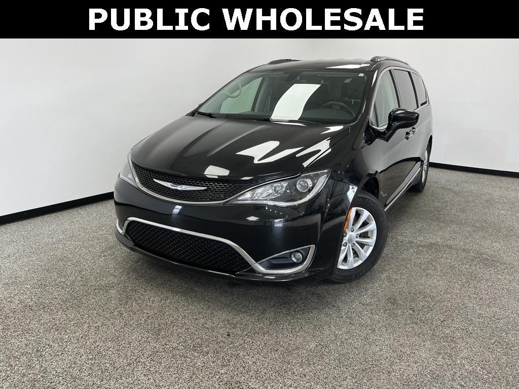 used 2018 Chrysler Pacifica car, priced at $14,900