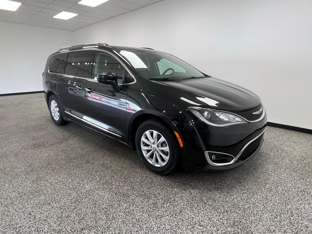 used 2018 Chrysler Pacifica car, priced at $14,900