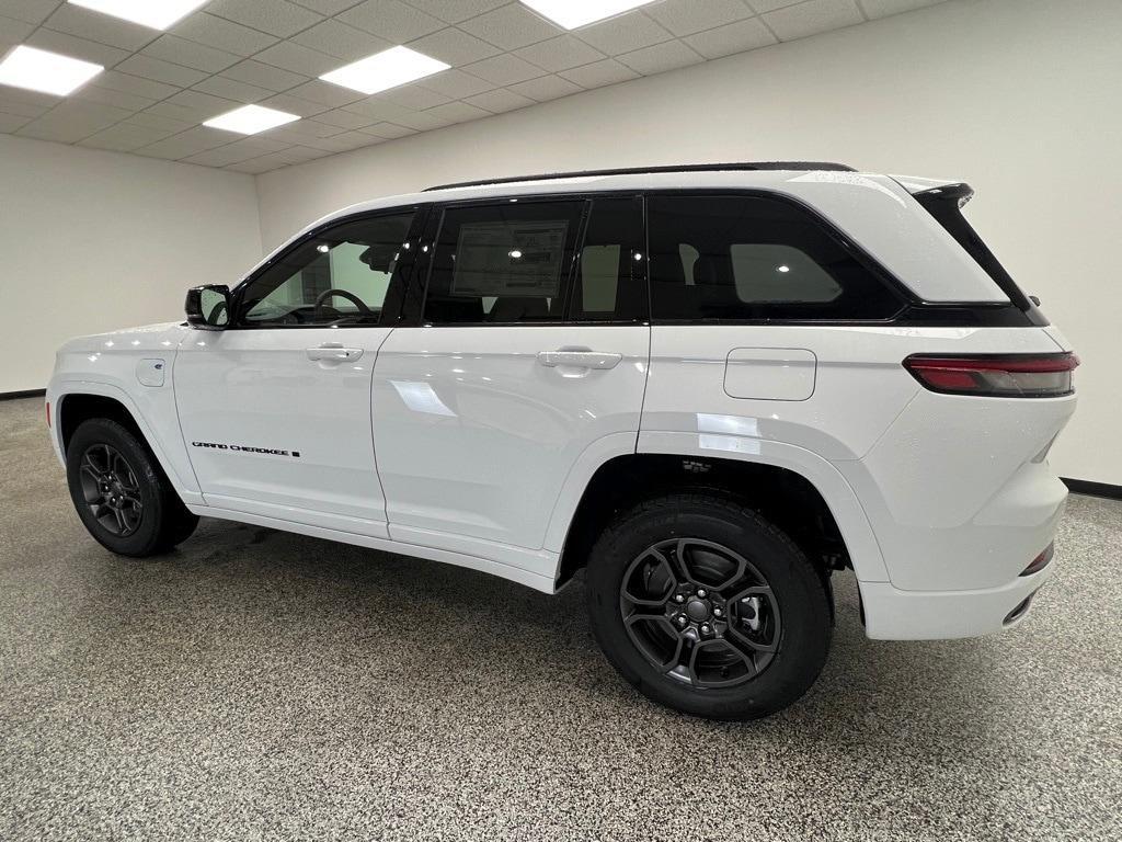 new 2025 Jeep Grand Cherokee 4xe car, priced at $65,280