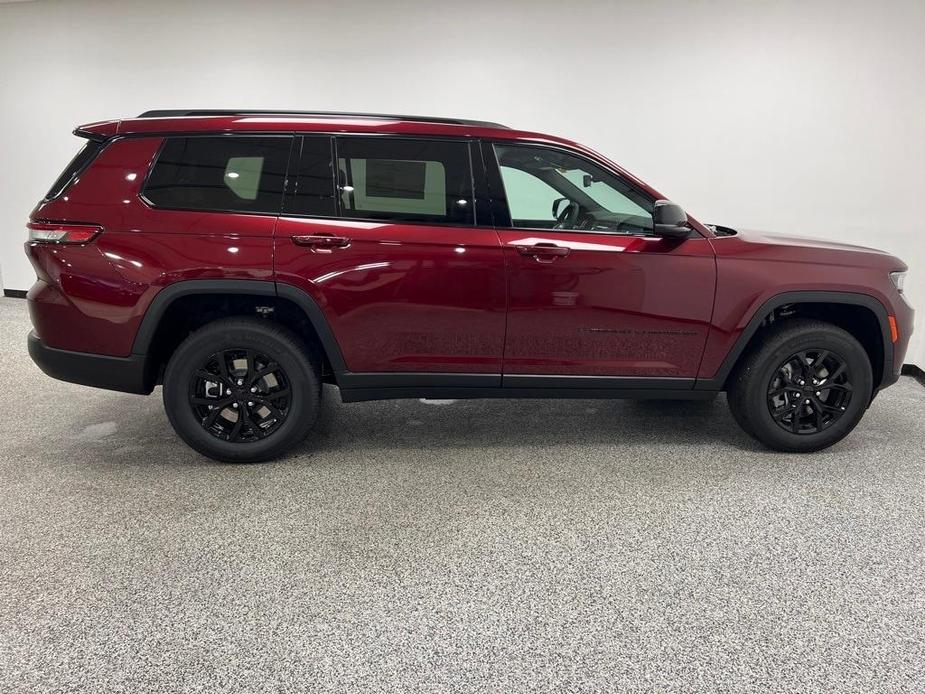 new 2024 Jeep Grand Cherokee L car, priced at $42,763