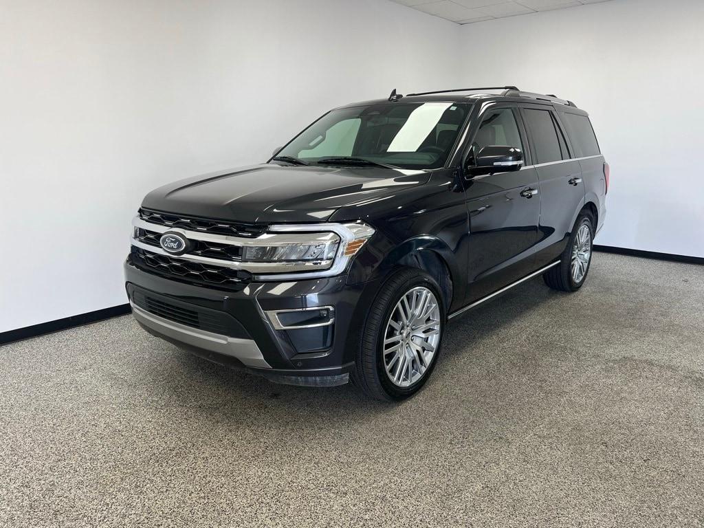 used 2024 Ford Expedition car, priced at $50,400