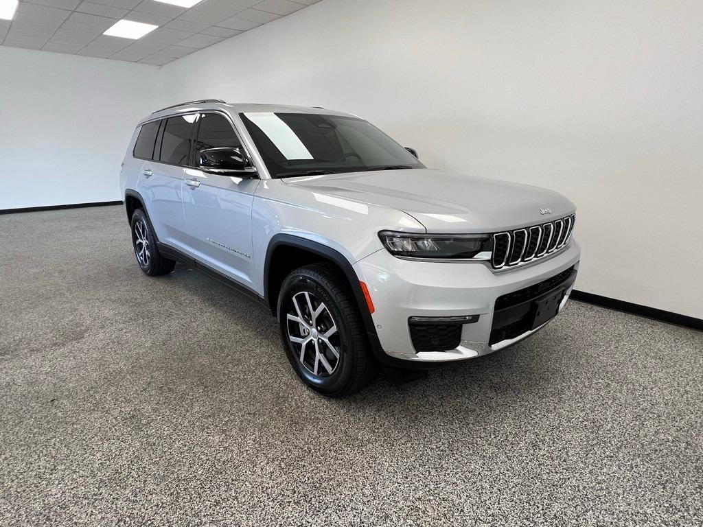 used 2024 Jeep Grand Cherokee L car, priced at $37,900