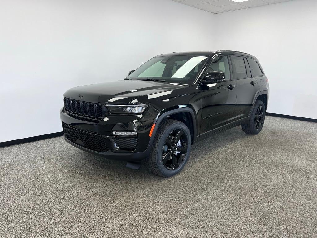 new 2025 Jeep Grand Cherokee car, priced at $43,634