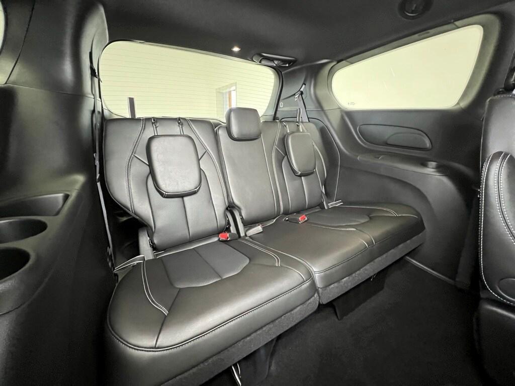 new 2025 Chrysler Pacifica car, priced at $40,273