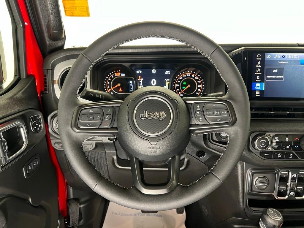 new 2025 Jeep Wrangler car, priced at $45,785