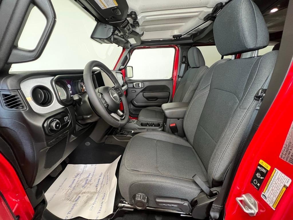 new 2025 Jeep Wrangler car, priced at $45,785