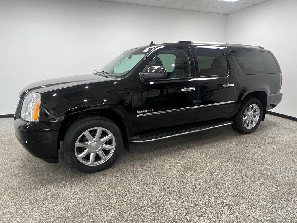 used 2014 GMC Yukon XL car, priced at $12,900
