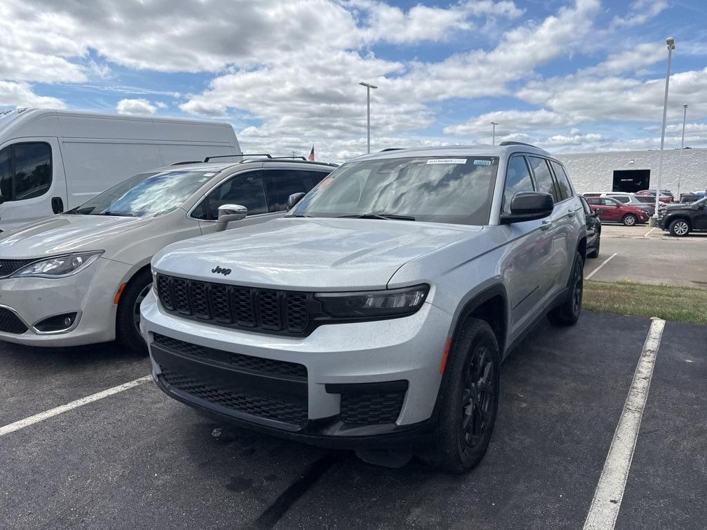 used 2024 Jeep Grand Cherokee L car, priced at $35,400
