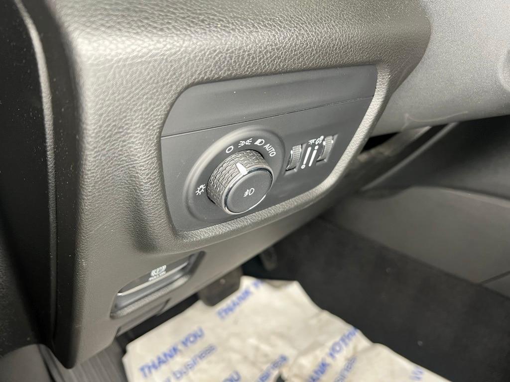 used 2021 Jeep Grand Cherokee L car, priced at $36,900