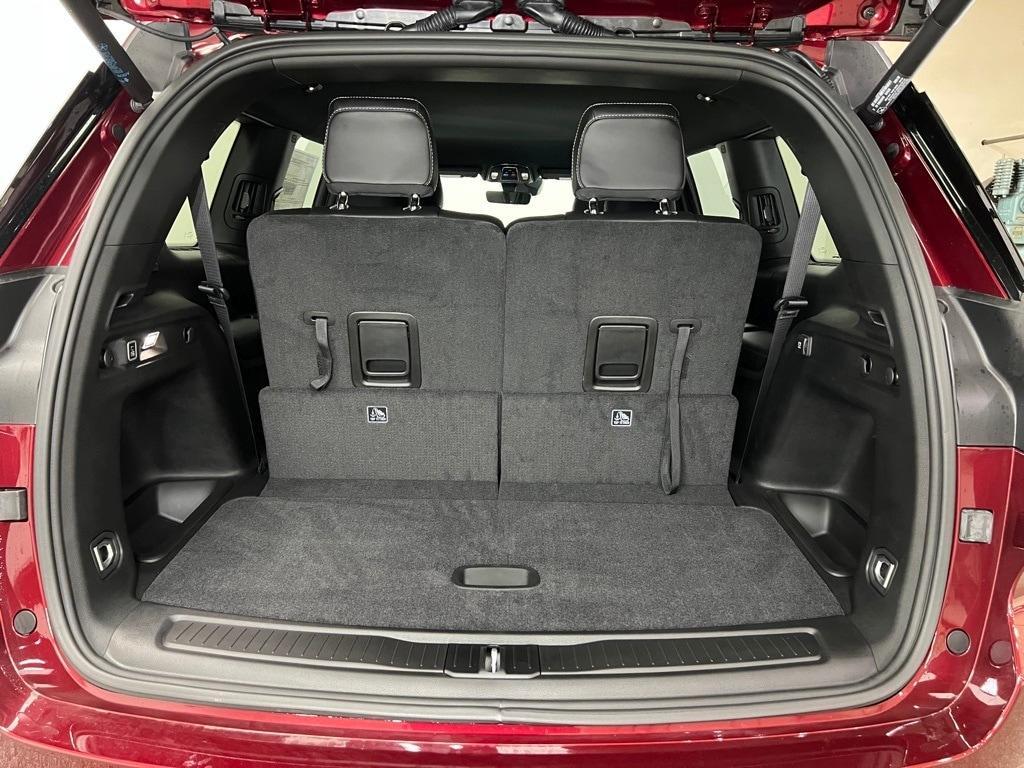 new 2025 Jeep Grand Cherokee L car, priced at $41,832