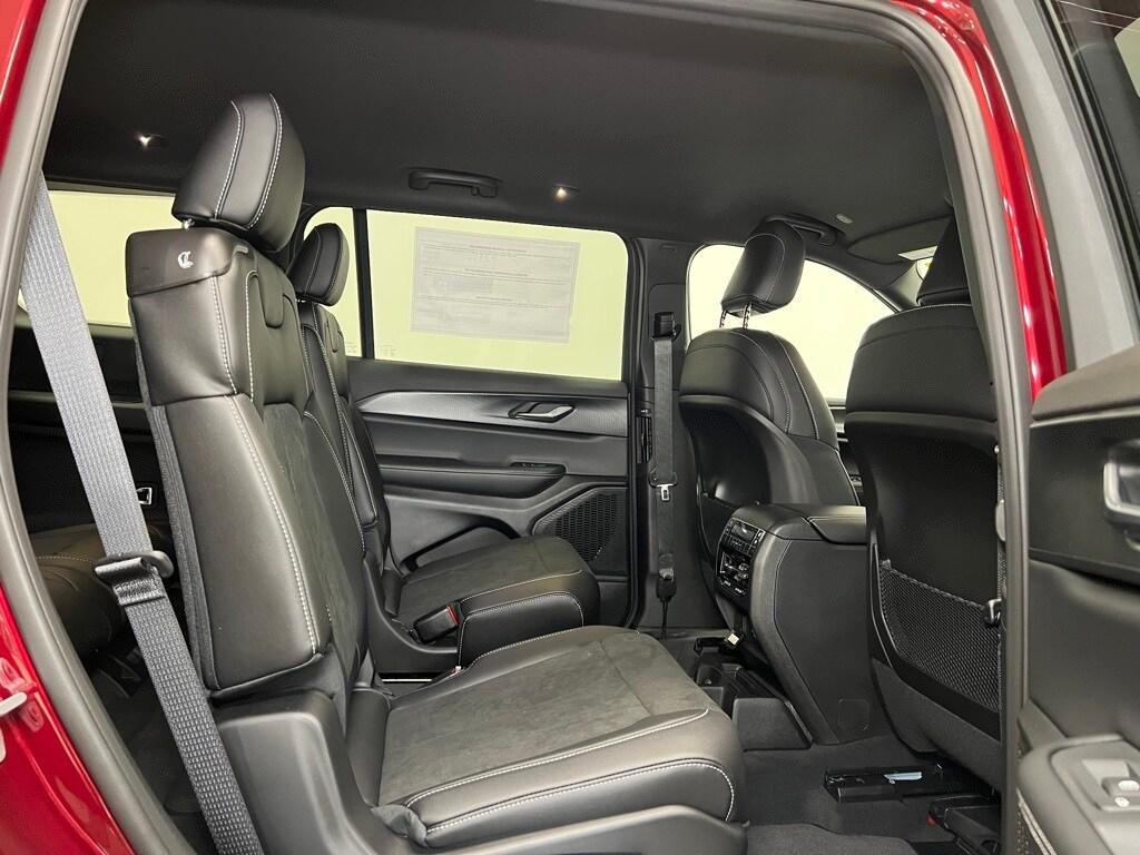new 2025 Jeep Grand Cherokee L car, priced at $42,832