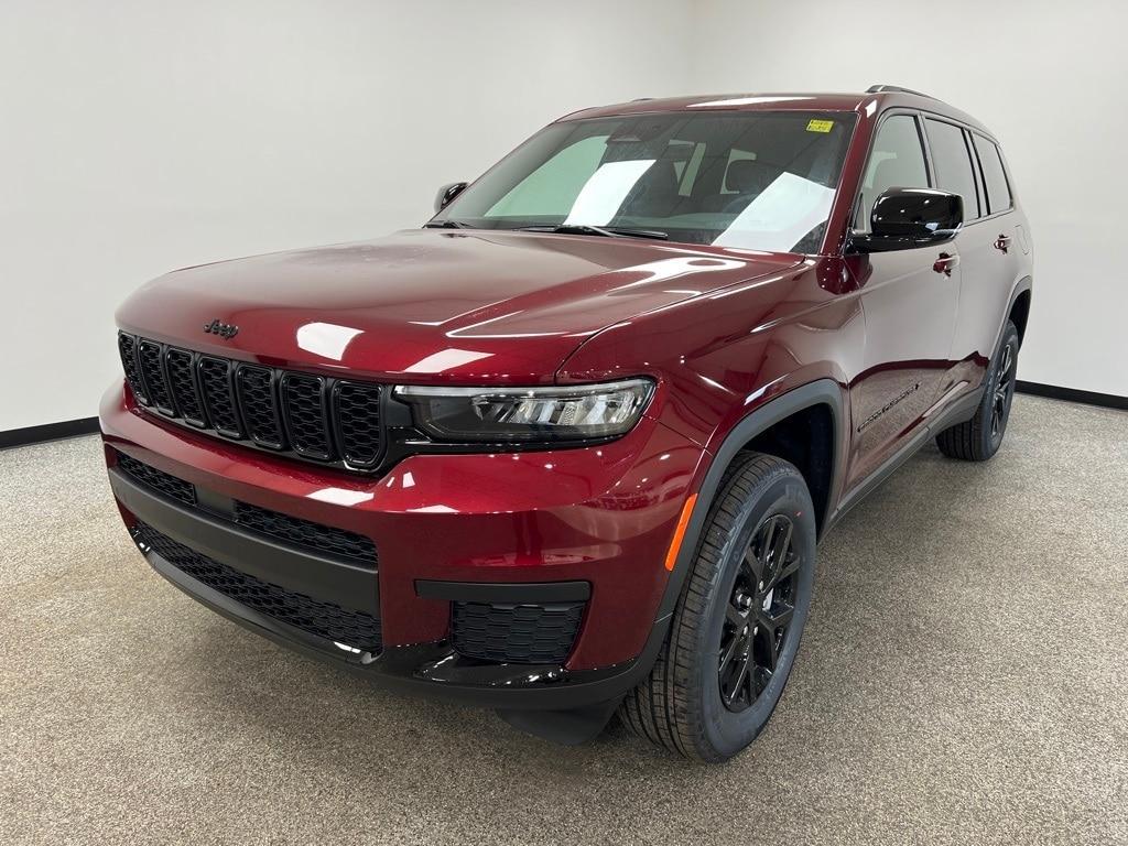 new 2025 Jeep Grand Cherokee L car, priced at $41,832