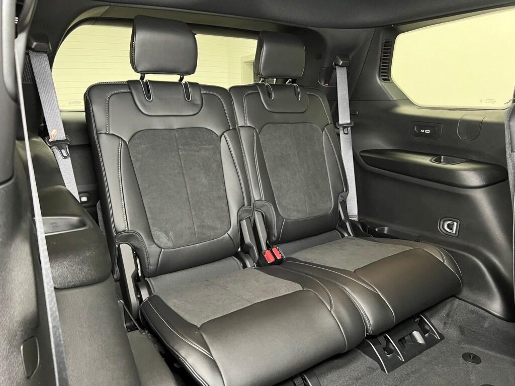 new 2025 Jeep Grand Cherokee L car, priced at $41,832