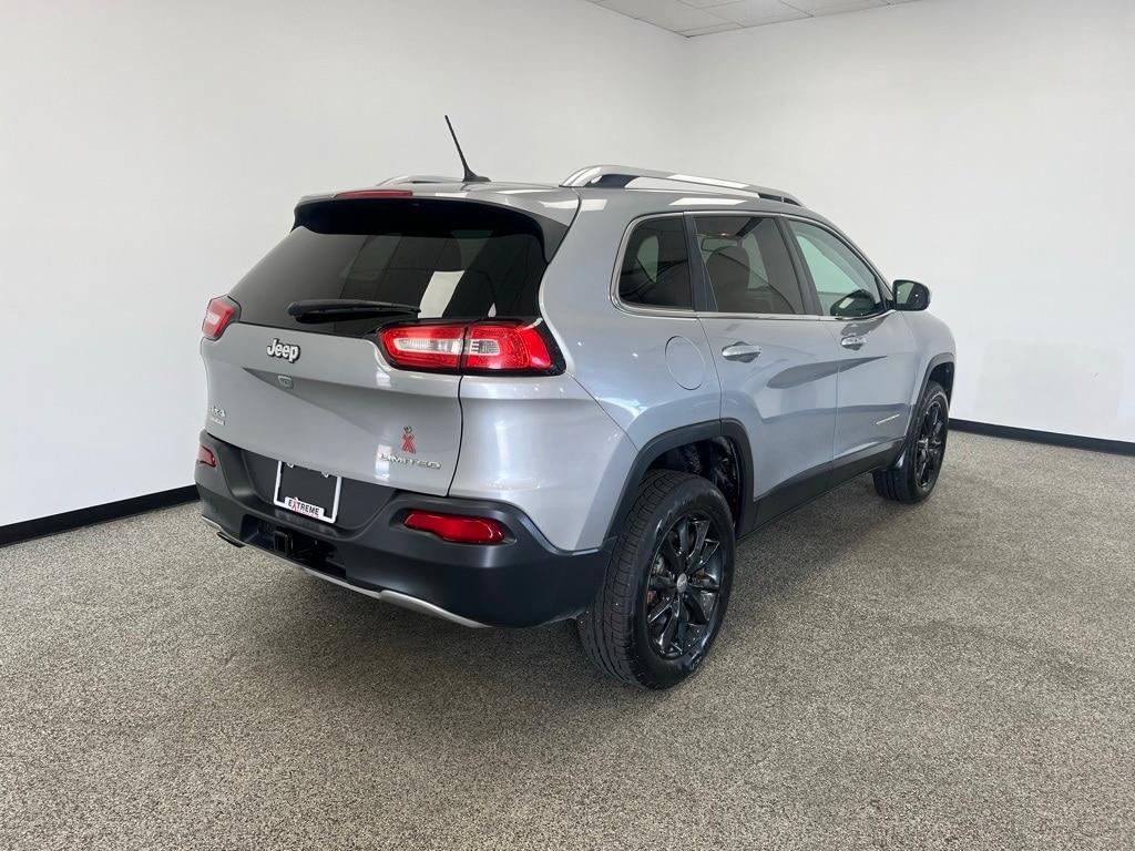 used 2014 Jeep Cherokee car, priced at $5,250