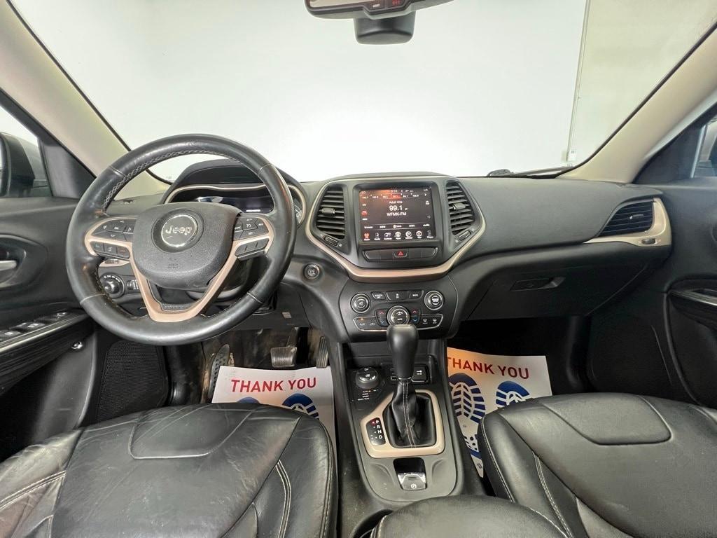 used 2014 Jeep Cherokee car, priced at $5,250