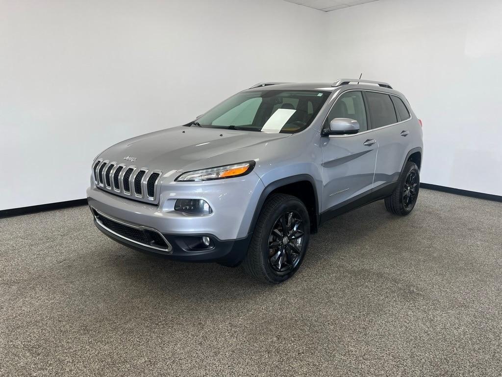 used 2014 Jeep Cherokee car, priced at $5,250
