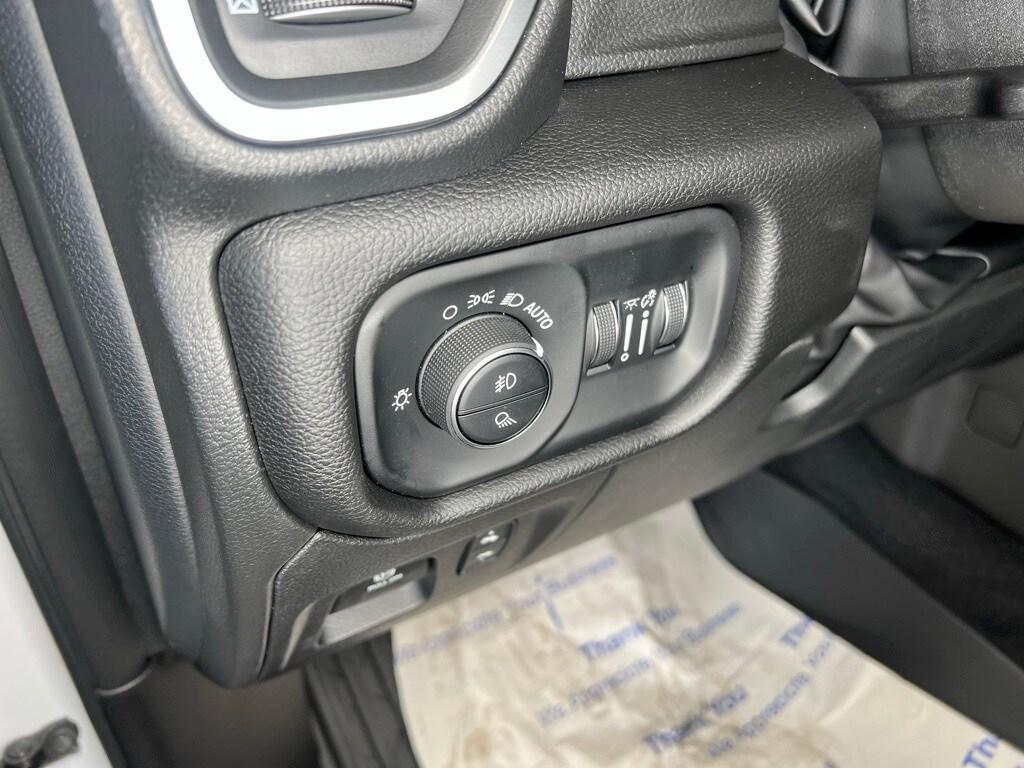 new 2025 Ram 1500 car