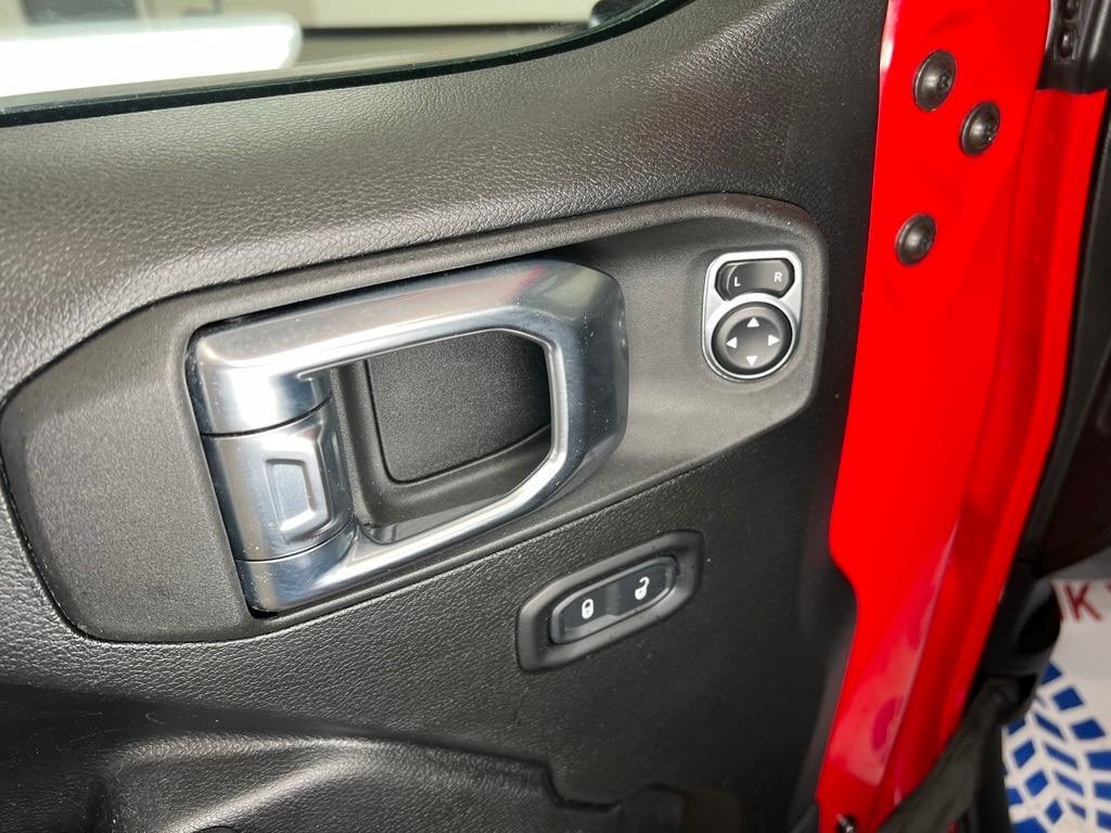 used 2021 Jeep Gladiator car, priced at $27,900