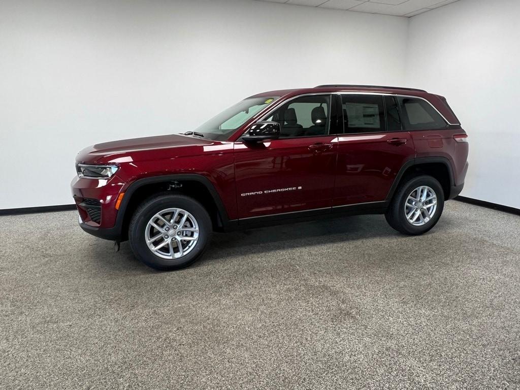 new 2025 Jeep Grand Cherokee car, priced at $35,604