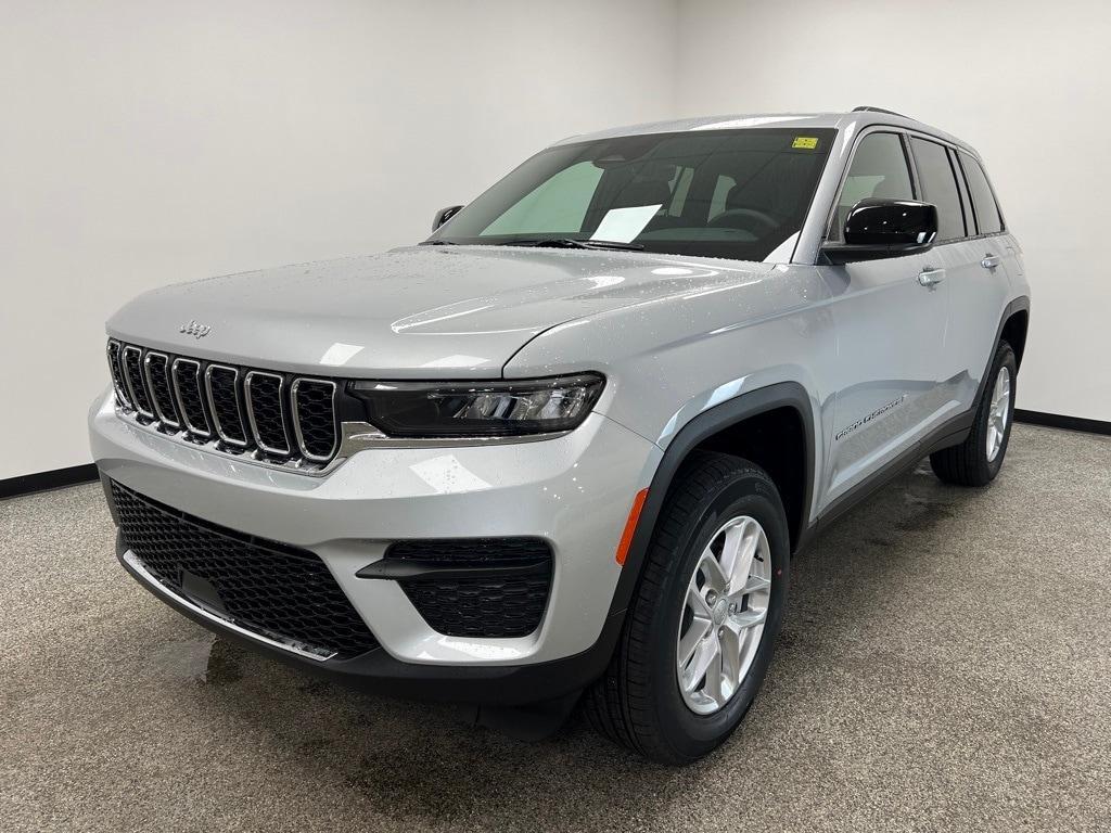 new 2025 Jeep Grand Cherokee car, priced at $36,604