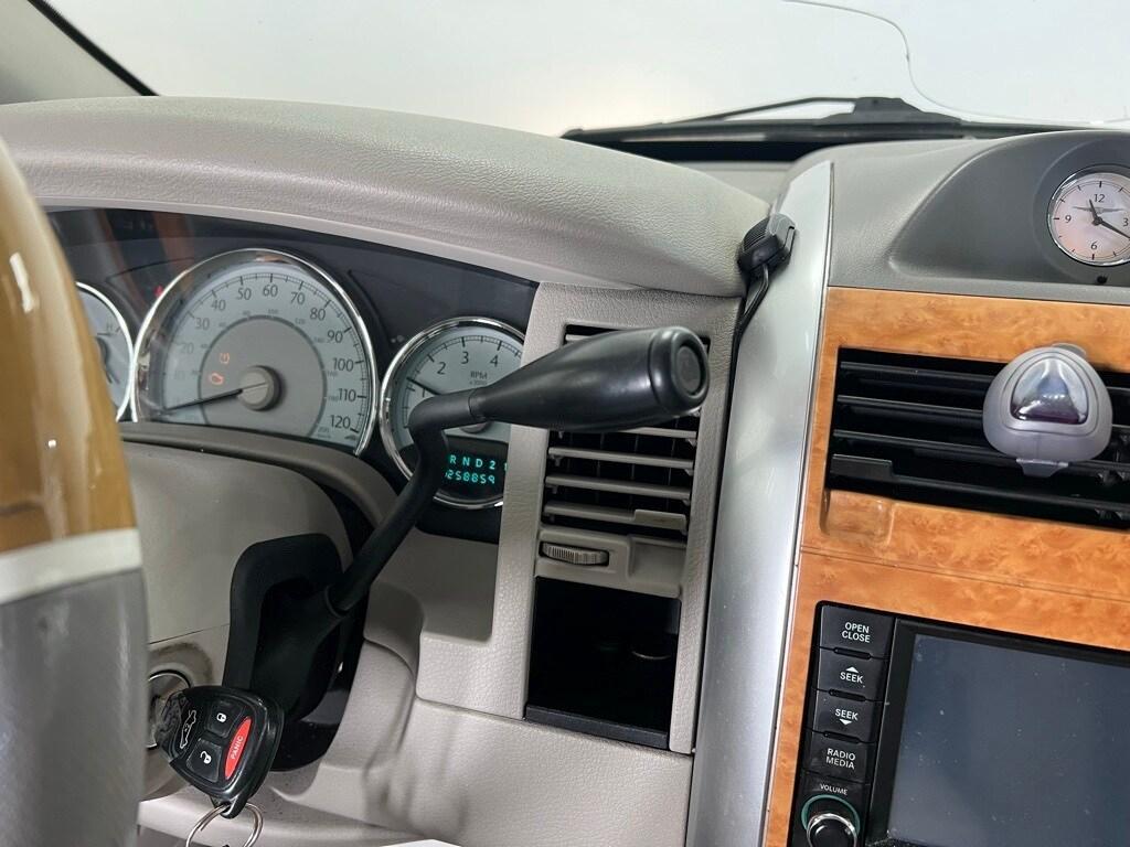 used 2008 Chrysler Aspen car, priced at $2,450