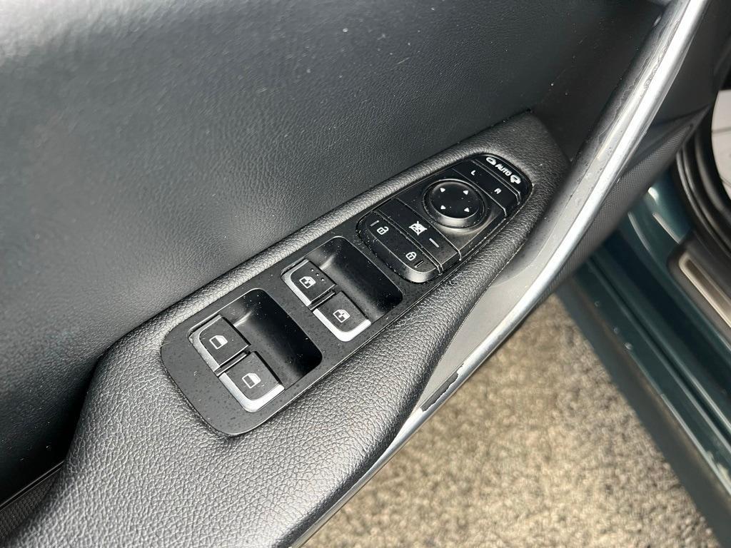 used 2022 Kia Stinger car, priced at $32,900