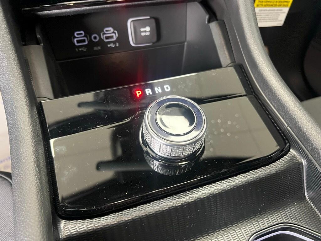 new 2025 Jeep Grand Cherokee car, priced at $40,072