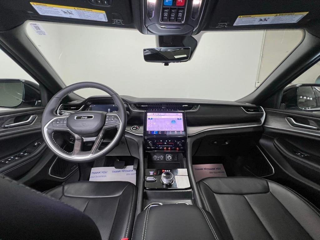 used 2025 Jeep Grand Cherokee car, priced at $47,800
