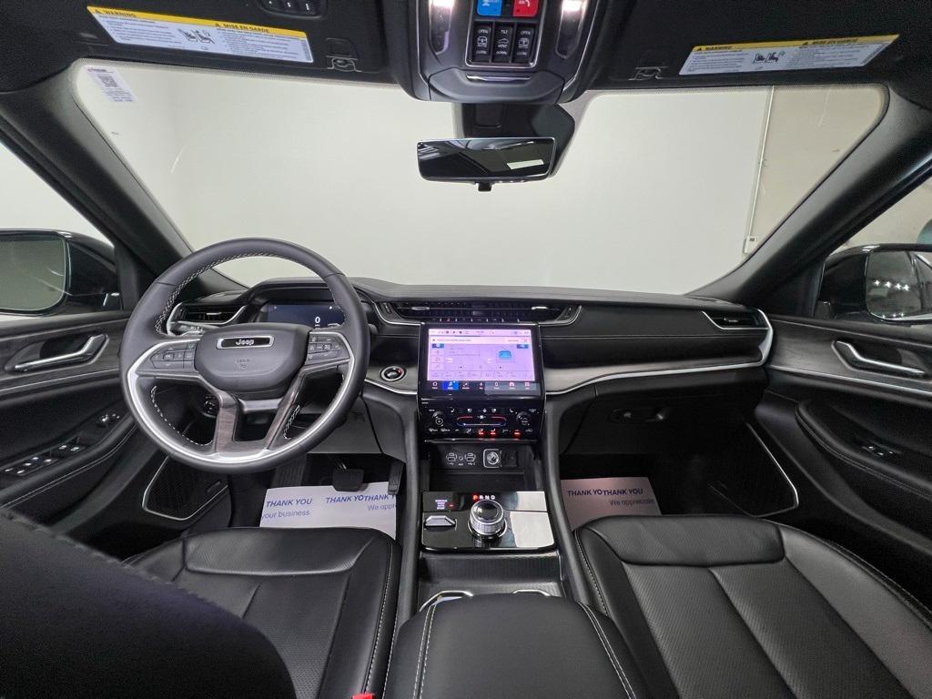 used 2025 Jeep Grand Cherokee car, priced at $47,800