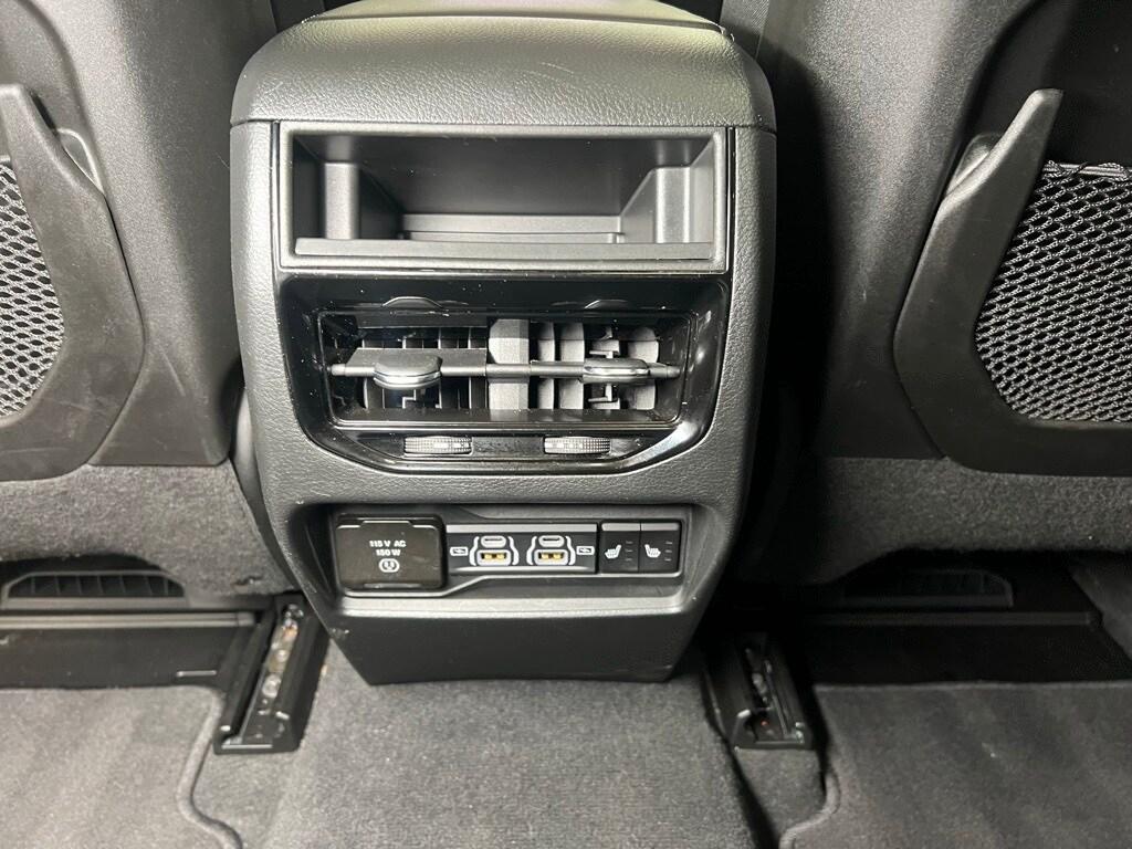 used 2025 Jeep Grand Cherokee car, priced at $47,800