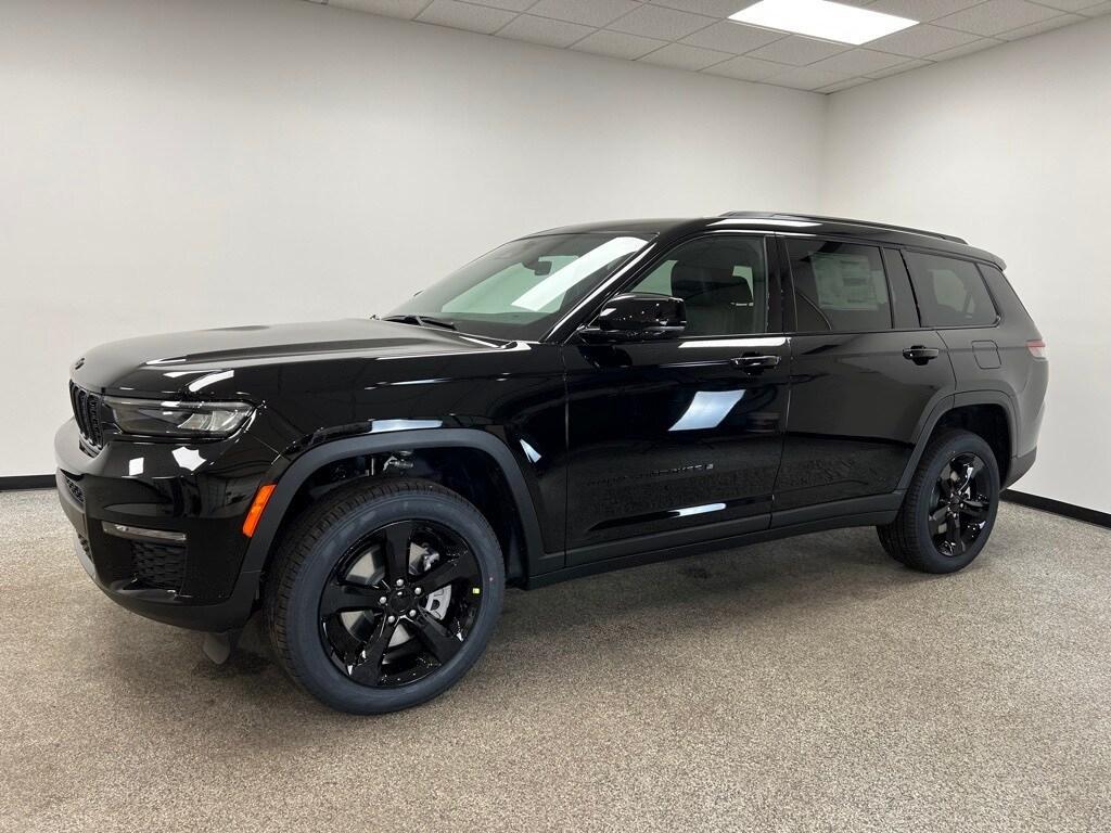 new 2025 Jeep Grand Cherokee L car, priced at $45,894