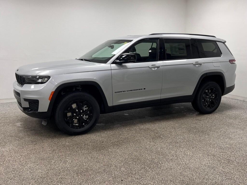 new 2024 Jeep Grand Cherokee L car, priced at $41,763