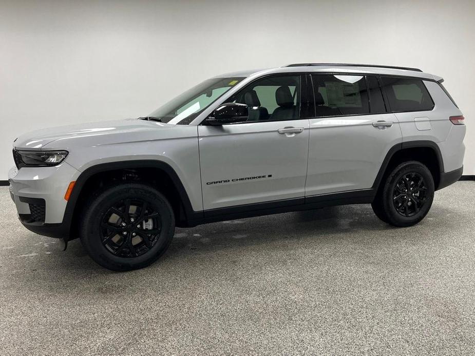 new 2024 Jeep Grand Cherokee L car, priced at $43,813