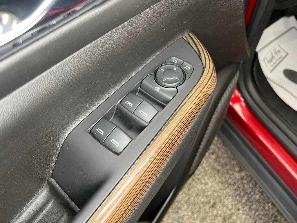 used 2022 GMC Acadia car, priced at $24,900