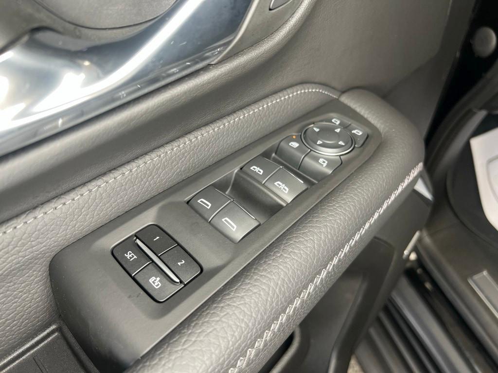 used 2023 GMC Yukon car, priced at $68,900