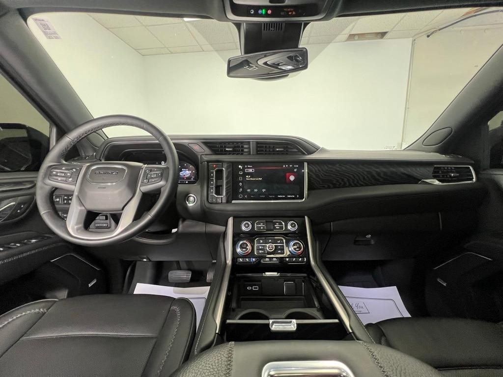 used 2023 GMC Yukon car, priced at $68,900