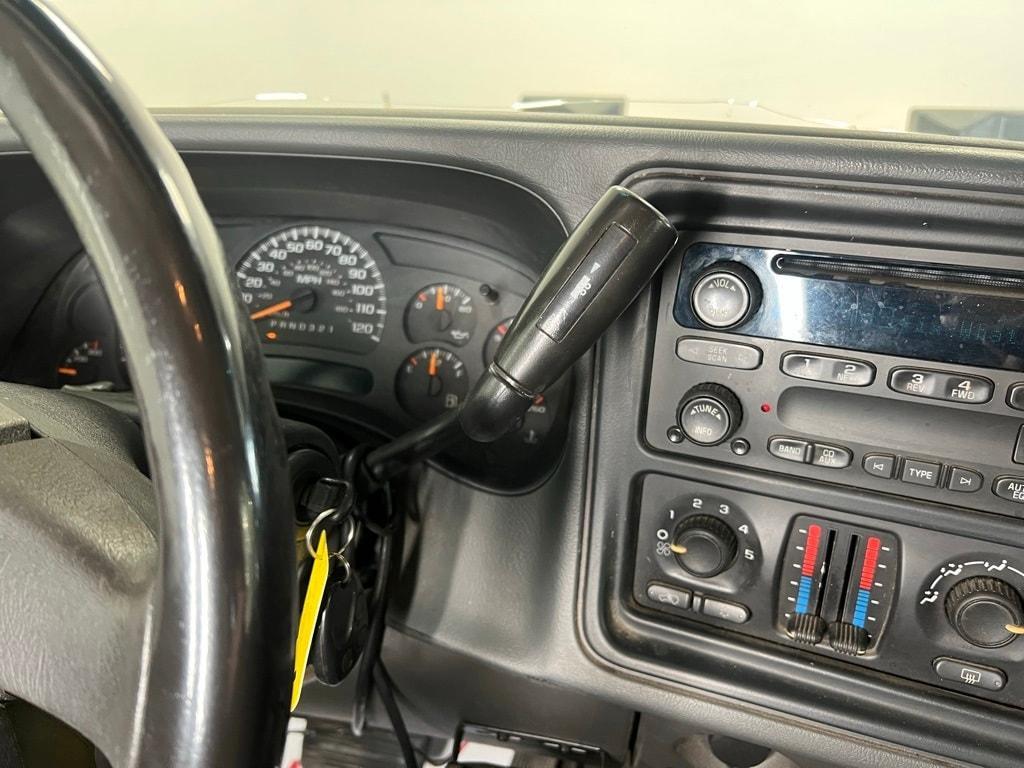 used 2006 Chevrolet Silverado 2500 car, priced at $3,450