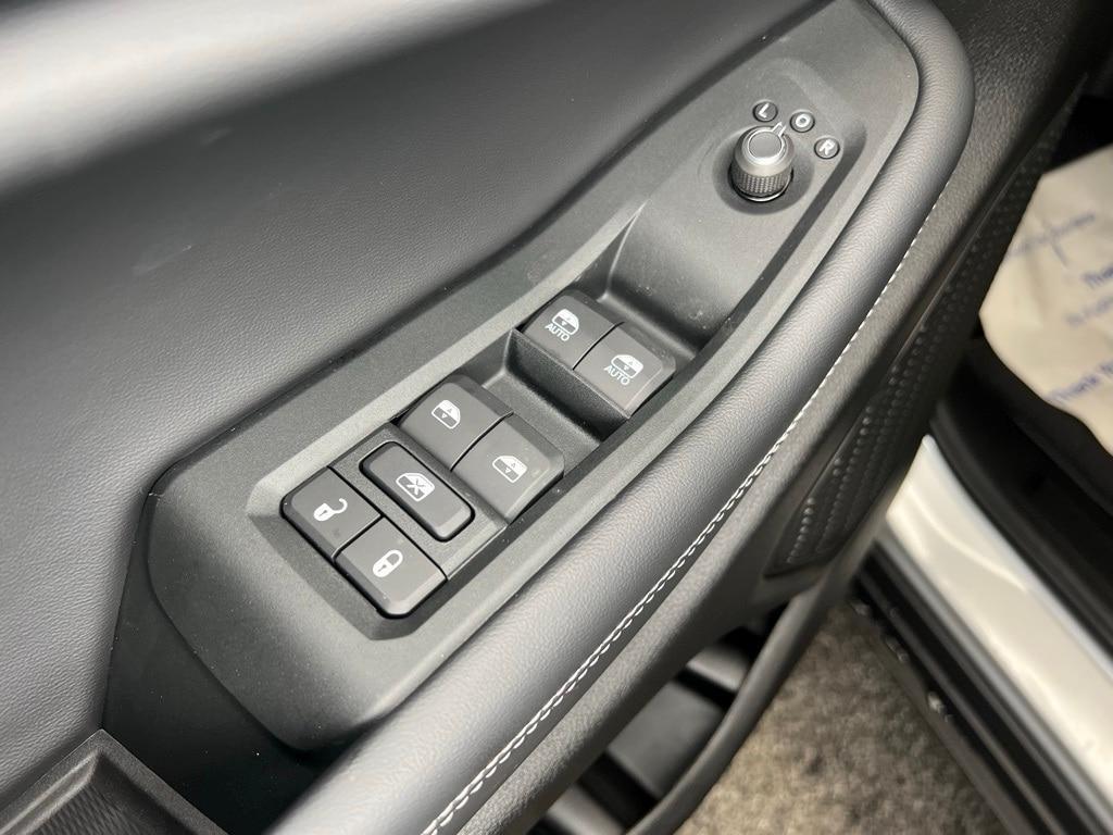 new 2025 Jeep Grand Cherokee car, priced at $36,604