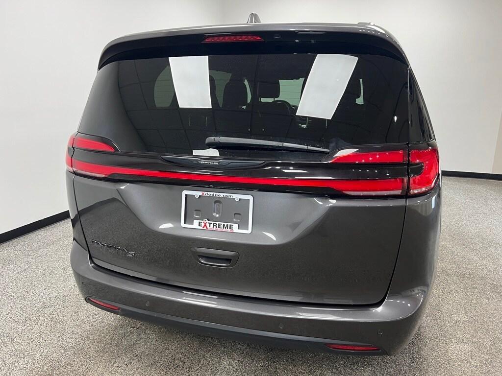 used 2021 Chrysler Pacifica car, priced at $22,600