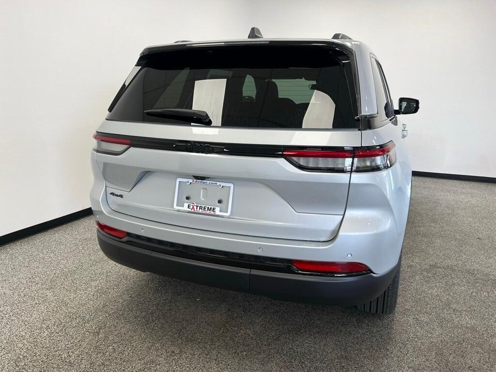 new 2025 Jeep Grand Cherokee car, priced at $41,418