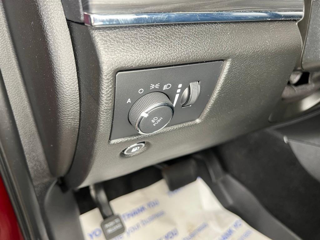 used 2021 Jeep Grand Cherokee car, priced at $26,500