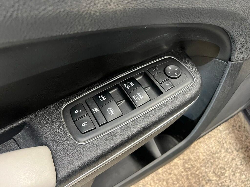 used 2018 Chrysler 300 car, priced at $10,500