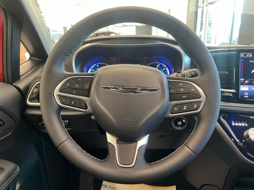 new 2025 Chrysler Pacifica Hybrid car, priced at $37,499