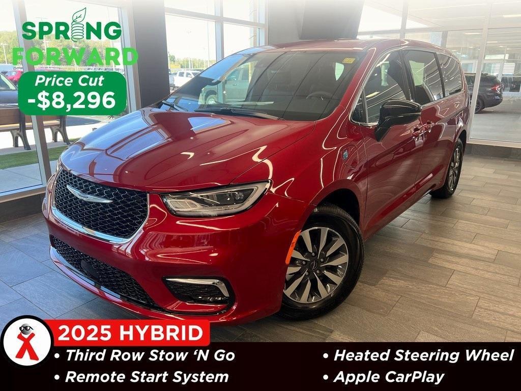 new 2025 Chrysler Pacifica Hybrid car, priced at $37,499